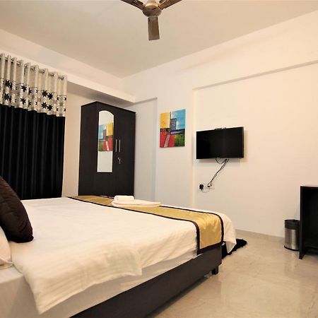 Veridical Hospitality, Baner - Pune Bed and Breakfast Εξωτερικό φωτογραφία