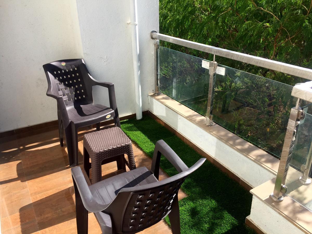 Veridical Hospitality, Baner - Pune Bed and Breakfast Εξωτερικό φωτογραφία
