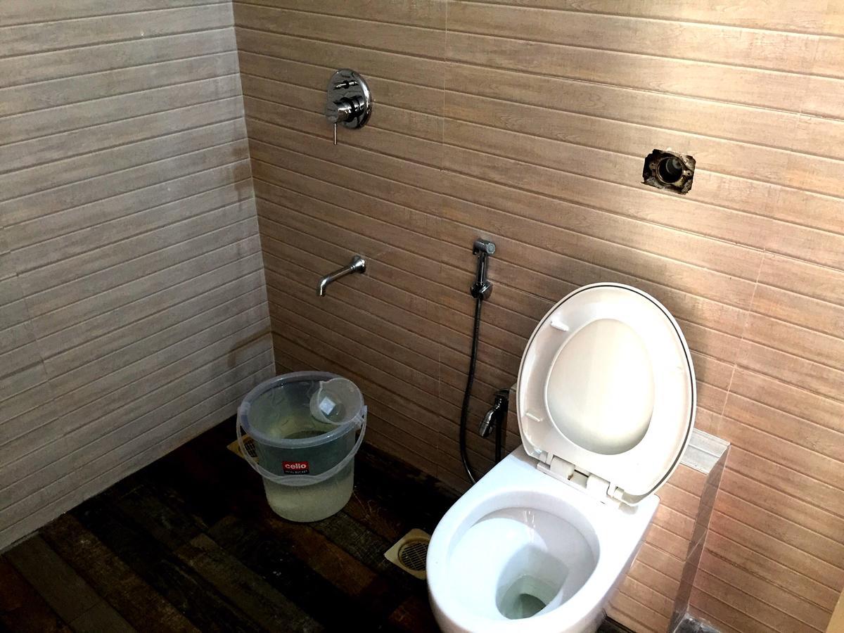 Veridical Hospitality, Baner - Pune Bed and Breakfast Εξωτερικό φωτογραφία