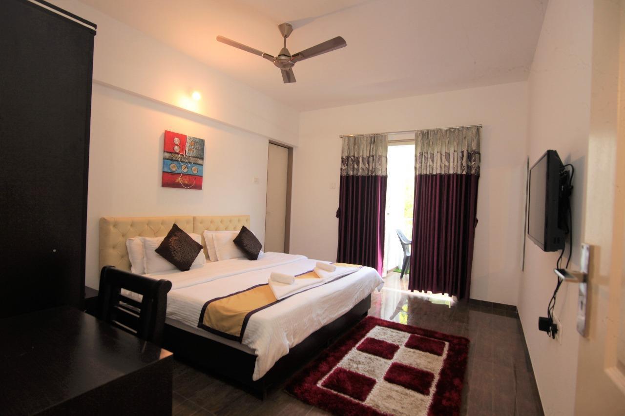 Veridical Hospitality, Baner - Pune Bed and Breakfast Εξωτερικό φωτογραφία